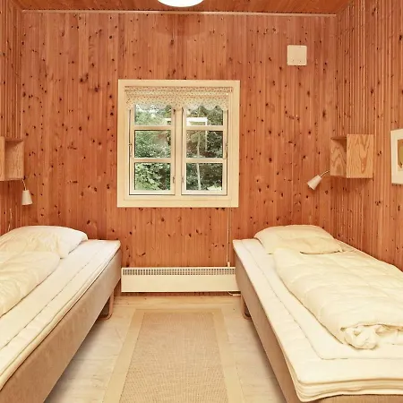 Three-bedroom Holiday In Stroby 1 * Strøby Ladeplads