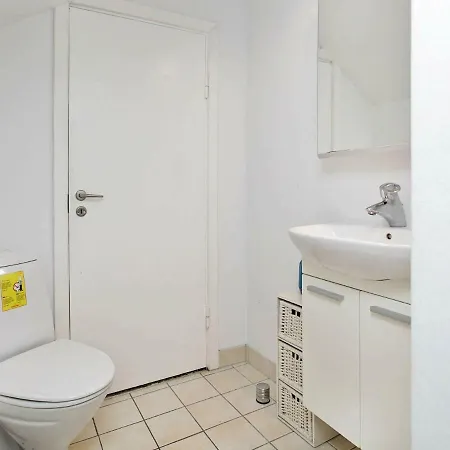 Three-bedroom Holiday In Stroby 1 Feriehus